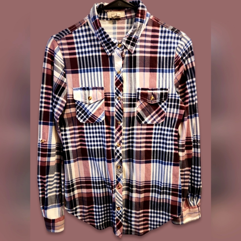 Women's Plaid Button up - Size Small